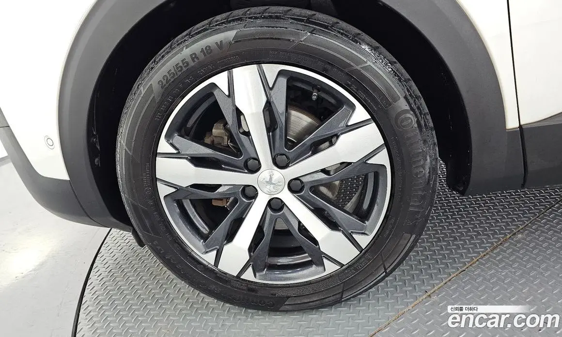 Peugeot 5008 2019 1.5 автомат (гидро), фото 5 Peugeot 5008 2019 1.5 автомат (гидро), фото 5
