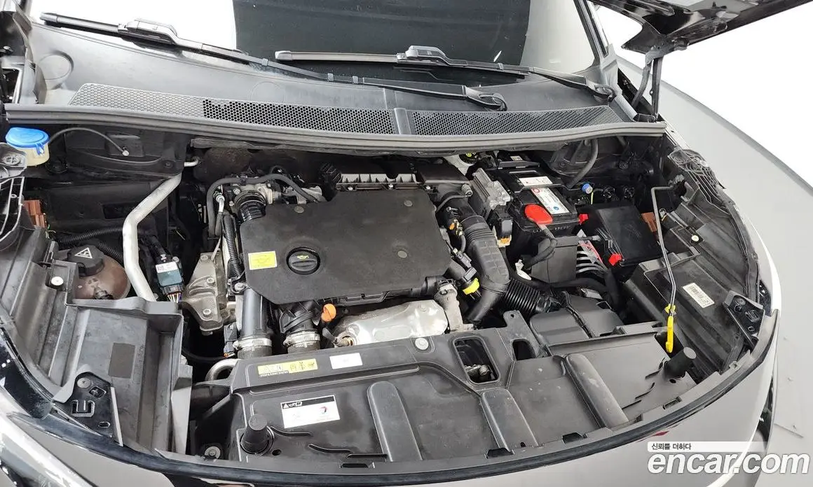 Peugeot 5008 2020 1.5 автомат (гидро), фото 6 Peugeot 5008 2020 1.5 автомат (гидро), фото 6