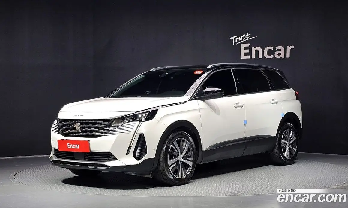 Peugeot 5008 2022 1.2 автомат (гидро), фото 1 Peugeot 5008 2022 1.2 автомат (гидро), фото 1