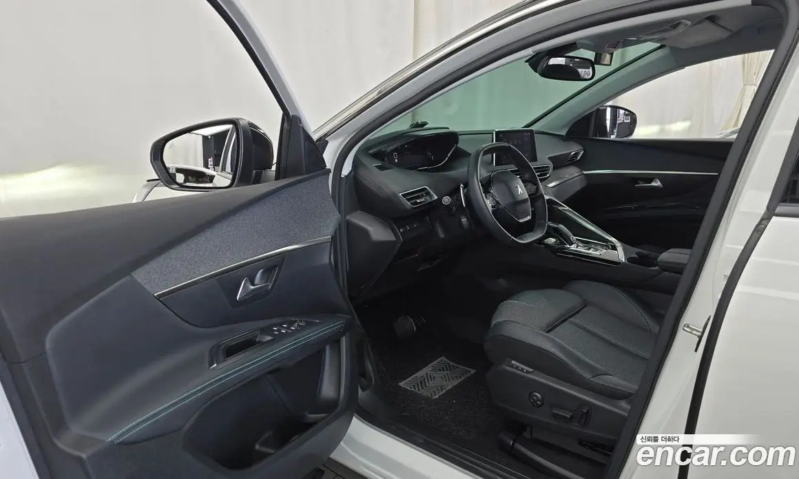 Peugeot 5008 2022 1.2 автомат (гидро), фото 13 Peugeot 5008 2022 1.2 автомат (гидро), фото 13