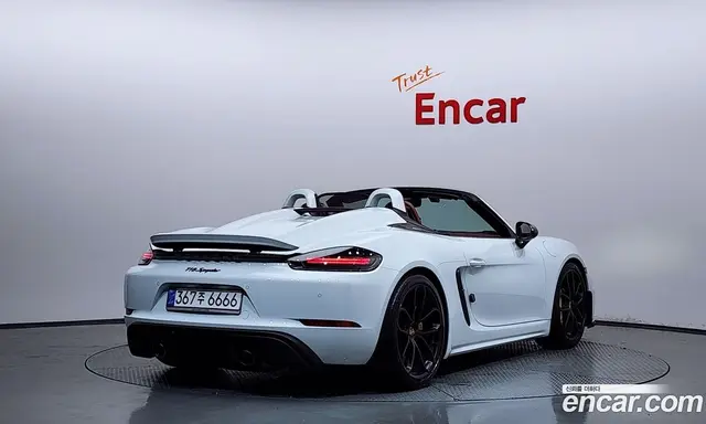 Porsche 718, 2020, 24 633 км
