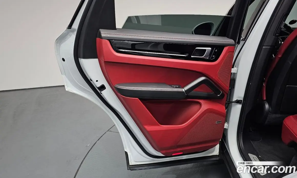Porsche Cayenne 2021 3.0 автомат (гидро), фото 15