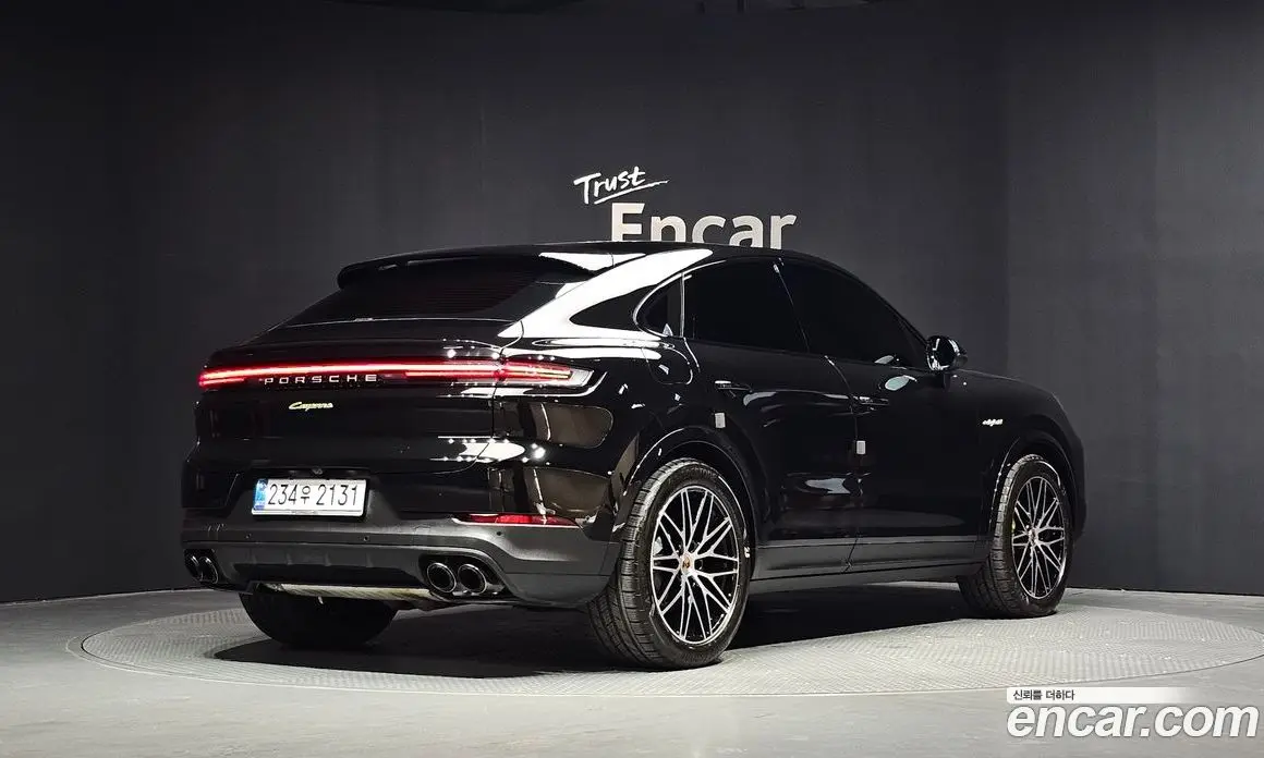 Porsche Cayenne 2025 3.0 автомат (гидро), фото 2 Porsche Cayenne 2025 3.0 автомат (гидро), фото 2