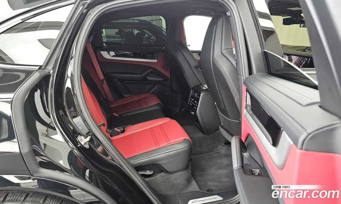 Porsche Cayenne 2025 3.0 автомат (гидро), фото 18 Porsche Cayenne 2025 3.0 автомат (гидро), фото 18