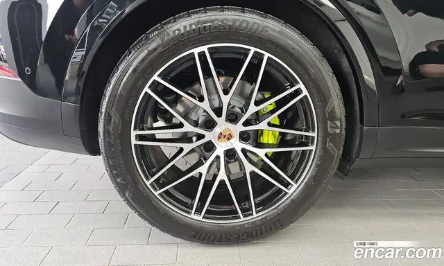 Porsche Cayenne 2025 3.0 автомат (гидро), миниатюра 5 Porsche Cayenne 2025 3.0 автомат (гидро), миниатюра 5