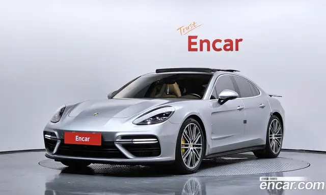 Porsche Panamera, 2018, 136 410 км