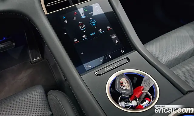 Porsche Taycan 2021 0.1 автомат (гидро), миниатюра 11 Porsche Taycan 2021 0.1 автомат (гидро), миниатюра 11