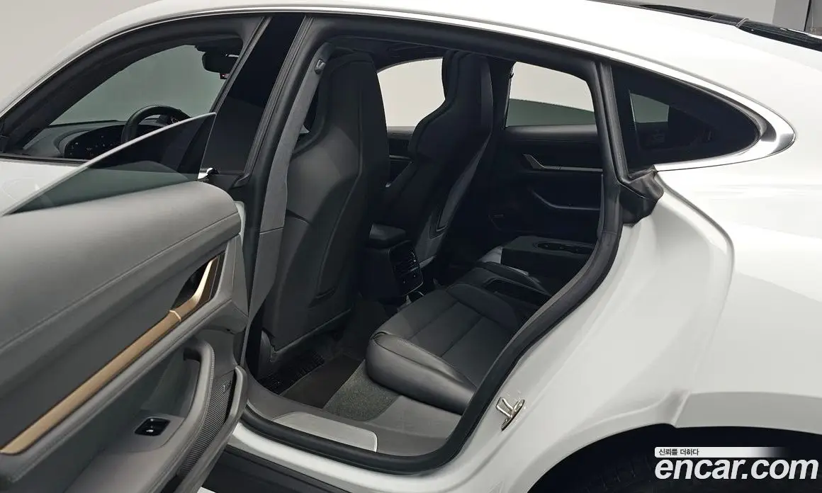 Porsche Taycan 2021 0.1 автомат (гидро), фото 16 Porsche Taycan 2021 0.1 автомат (гидро), фото 16