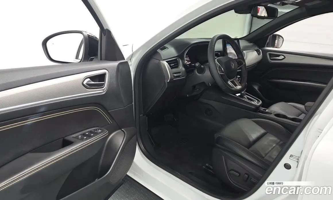 Renault (Samsung) Arkana 2025 1.6 автомат (гидро), фото 13 Renault (Samsung) Arkana 2025 1.6 автомат (гидро), фото 13