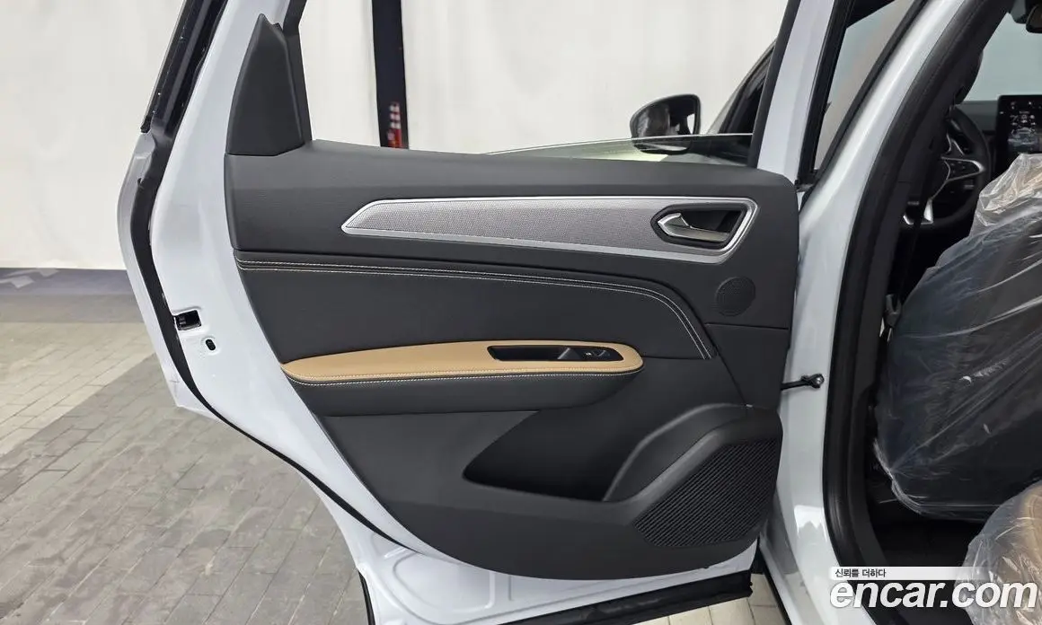 Renault (Samsung) Arkana 2026 1.6 автомат (гидро), фото 15 Renault (Samsung) Arkana 2026 1.6 автомат (гидро), фото 15