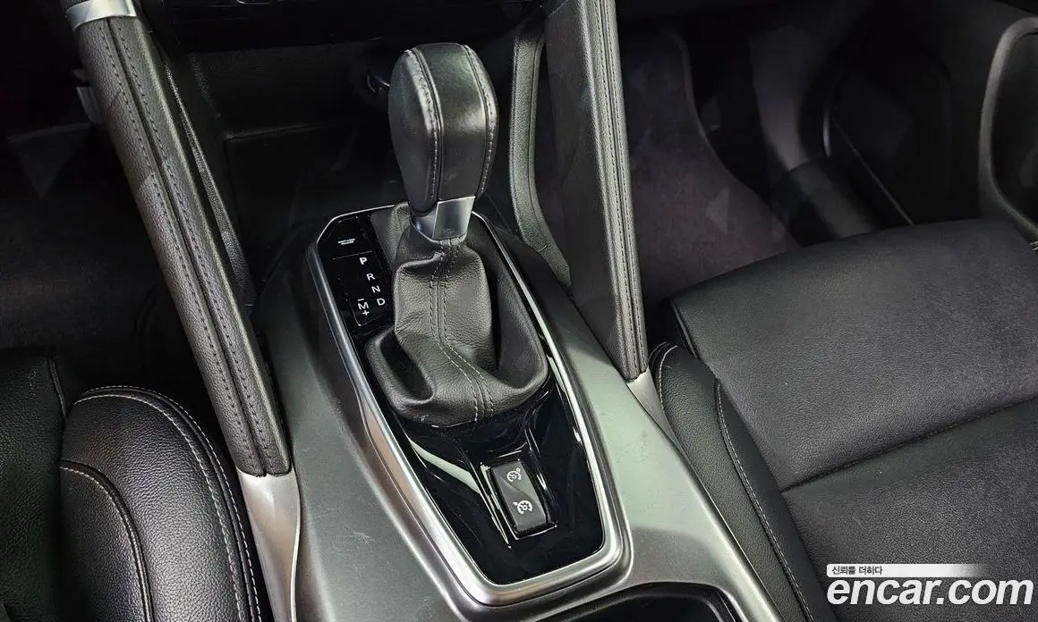 Renault (Samsung) QM6 2016 2.0 автомат (гидро), фото 12 Renault (Samsung) QM6 2016 2.0 автомат (гидро), фото 12