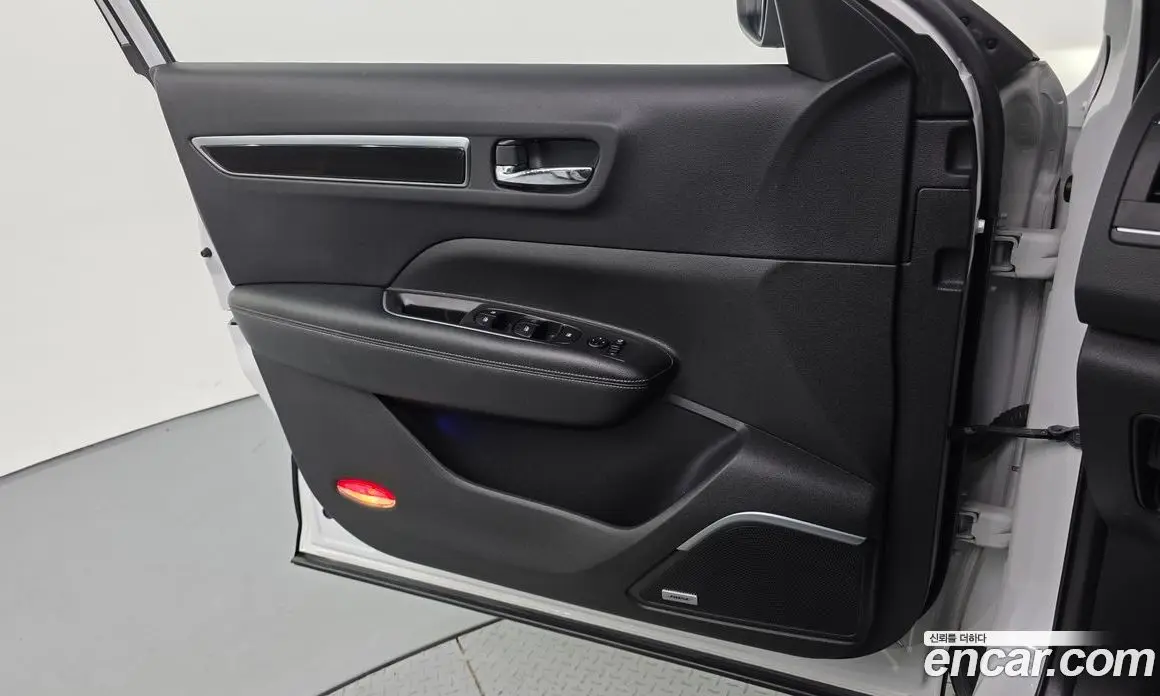 Renault (Samsung) QM6 2017 2.0 автомат (гидро), фото 14 Renault (Samsung) QM6 2017 2.0 автомат (гидро), фото 14