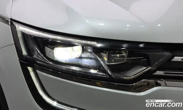 Renault (Samsung) QM6 2017 2.0 автомат (гидро), миниатюра 8 Renault (Samsung) QM6 2017 2.0 автомат (гидро), миниатюра 8