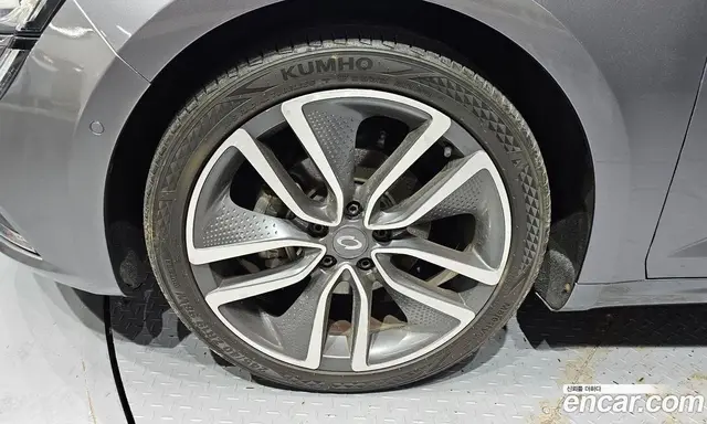 Renault (Samsung) SM6 2016 2.0 автомат (гидро), миниатюра 5 Renault (Samsung) SM6 2016 2.0 автомат (гидро), миниатюра 5