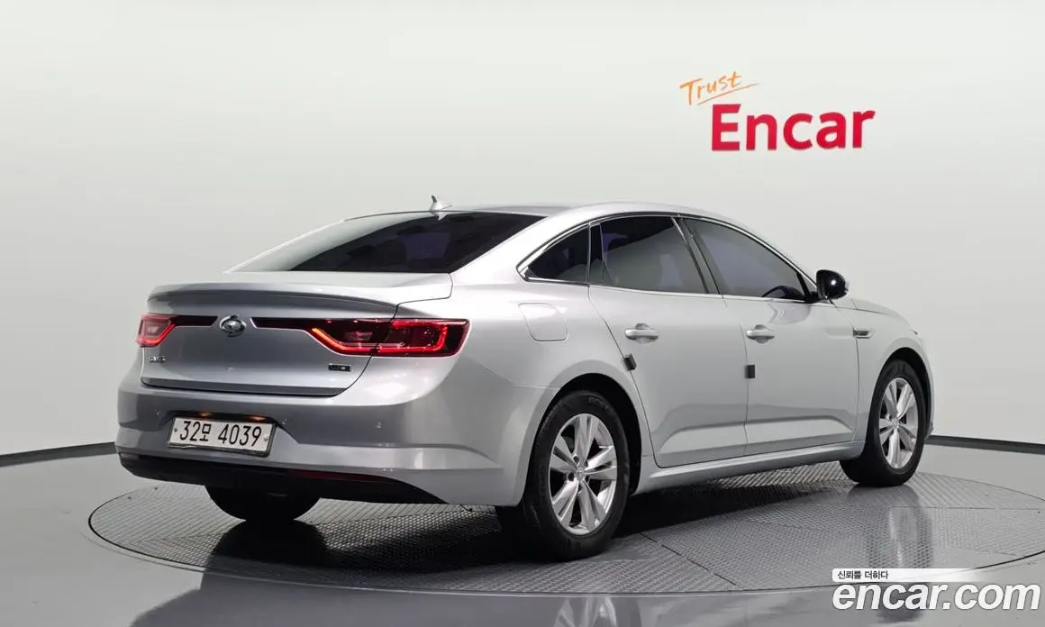 Renault (Samsung) SM6 2016 2.0 автомат (гидро), фото 2 Renault (Samsung) SM6 2016 2.0 автомат (гидро), фото 2