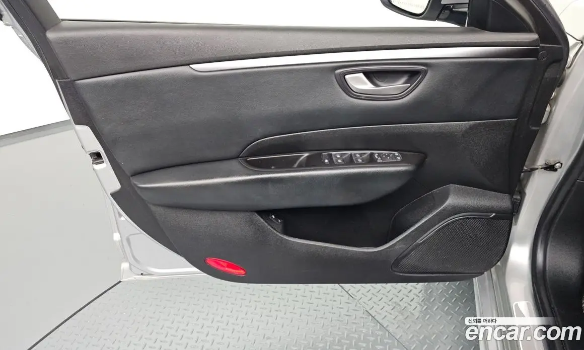 Renault (Samsung) SM6 2016 2.0 автомат (гидро), фото 14 Renault (Samsung) SM6 2016 2.0 автомат (гидро), фото 14