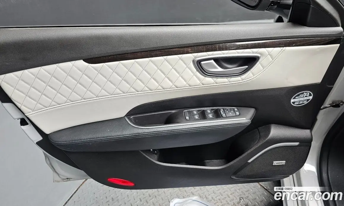 Renault (Samsung) SM6 2016 2.0 автомат (гидро), фото 14 Renault (Samsung) SM6 2016 2.0 автомат (гидро), фото 14