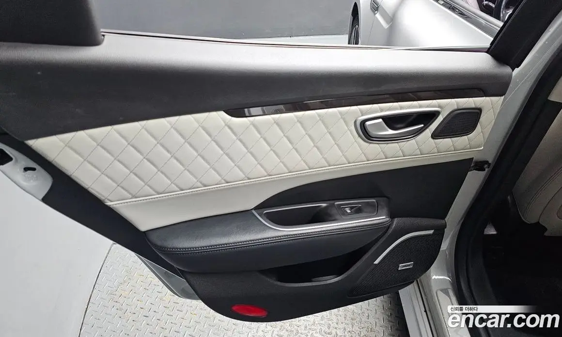 Renault (Samsung) SM6 2016 2.0 автомат (гидро), фото 15 Renault (Samsung) SM6 2016 2.0 автомат (гидро), фото 15