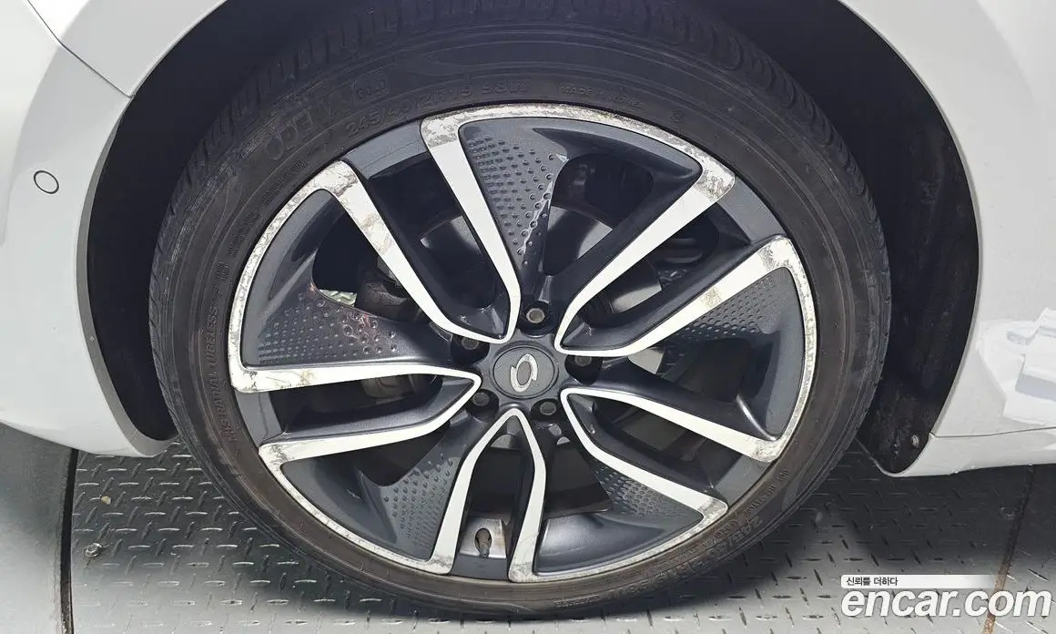 Renault (Samsung) SM6 2016 2.0 автомат (гидро), фото 5 Renault (Samsung) SM6 2016 2.0 автомат (гидро), фото 5