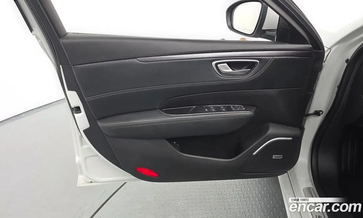 Renault (Samsung) SM6 2017 2.0 автомат (гидро), фото 14 Renault (Samsung) SM6 2017 2.0 автомат (гидро), фото 14