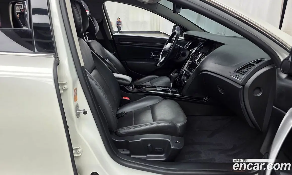 Renault (Samsung) SM7 2017 2.0 автомат (гидро), фото 17 Renault (Samsung) SM7 2017 2.0 автомат (гидро), фото 17