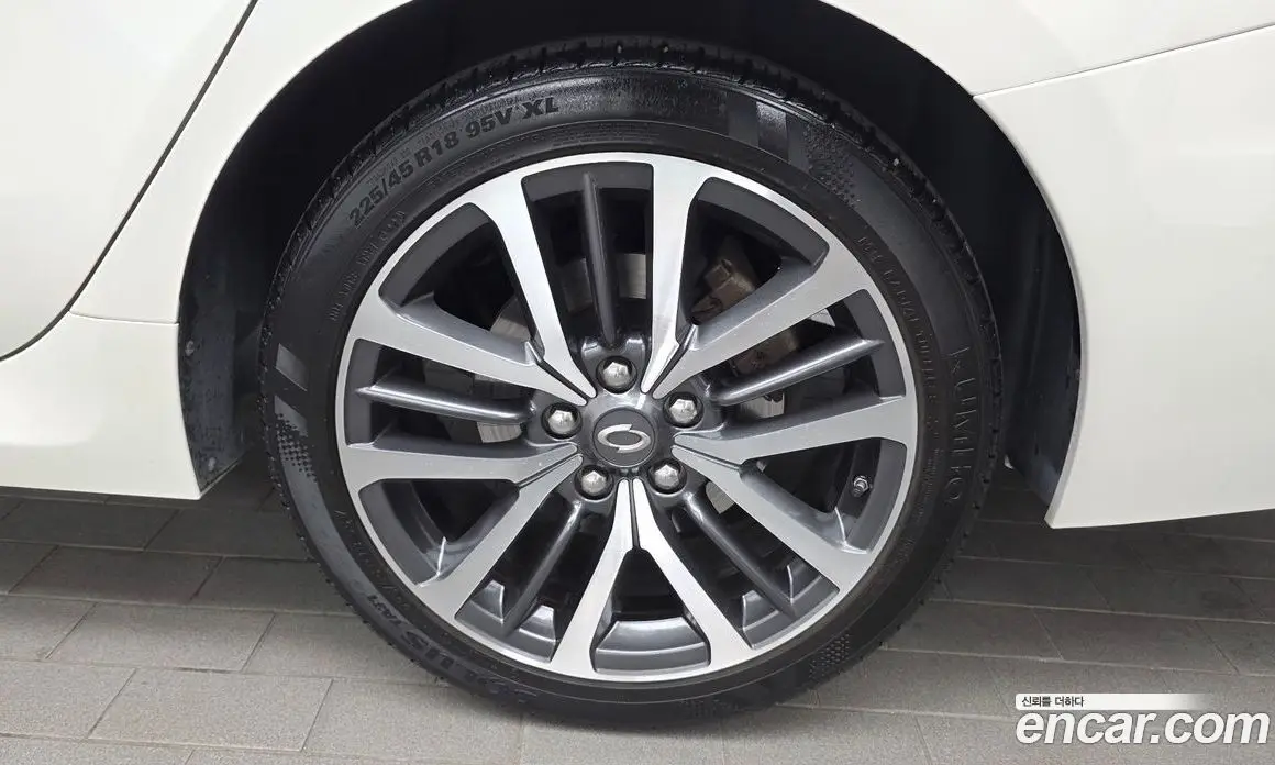 Renault (Samsung) SM7 2017 2.0 автомат (гидро), фото 7 Renault (Samsung) SM7 2017 2.0 автомат (гидро), фото 7