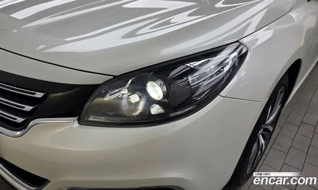 Renault (Samsung) SM7 2017 2.0 автомат (гидро), миниатюра 8 Renault (Samsung) SM7 2017 2.0 автомат (гидро), миниатюра 8