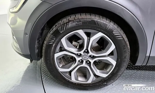 Renault (Samsung) XM3 2020 1.3 автомат (гидро), миниатюра 5 Renault (Samsung) XM3 2020 1.3 автомат (гидро), миниатюра 5