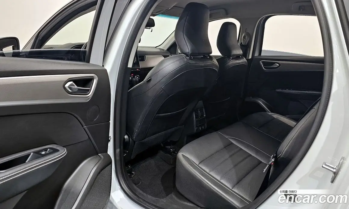 Renault (Samsung) XM3 2023 1.6 автомат (гидро), фото 18 Renault (Samsung) XM3 2023 1.6 автомат (гидро), фото 18