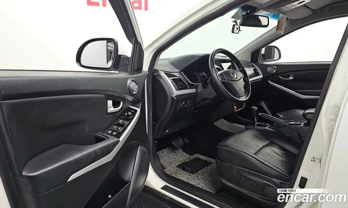 SsangYong Korando 2016 2.2 автомат (гидро), фото 13