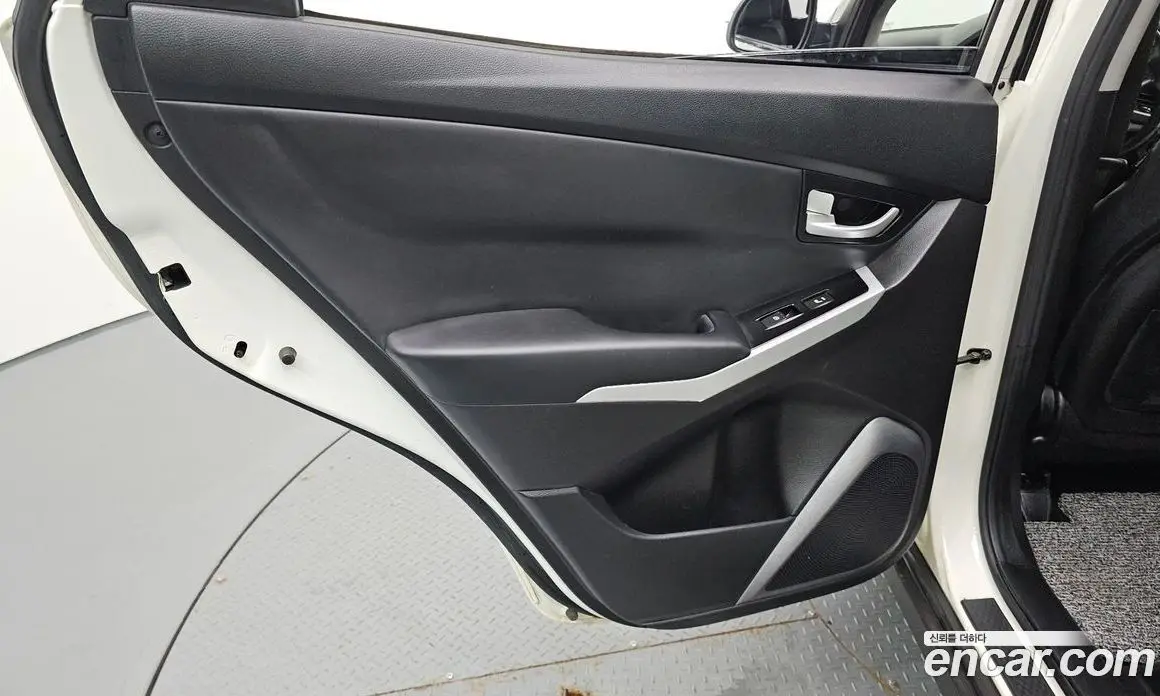 SsangYong Korando 2016 2.2 автомат (гидро), фото 15