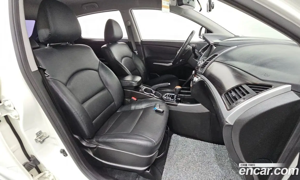 SsangYong Korando 2016 2.2 автомат (гидро), фото 18