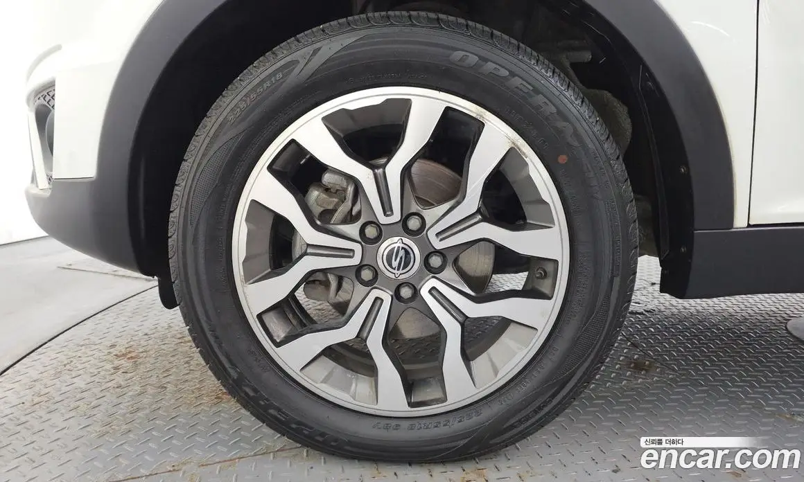 SsangYong Korando 2016 2.2 автомат (гидро), фото 5