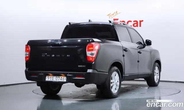 SsangYong Rexton 2019 2.2 автомат (гидро), миниатюра 2