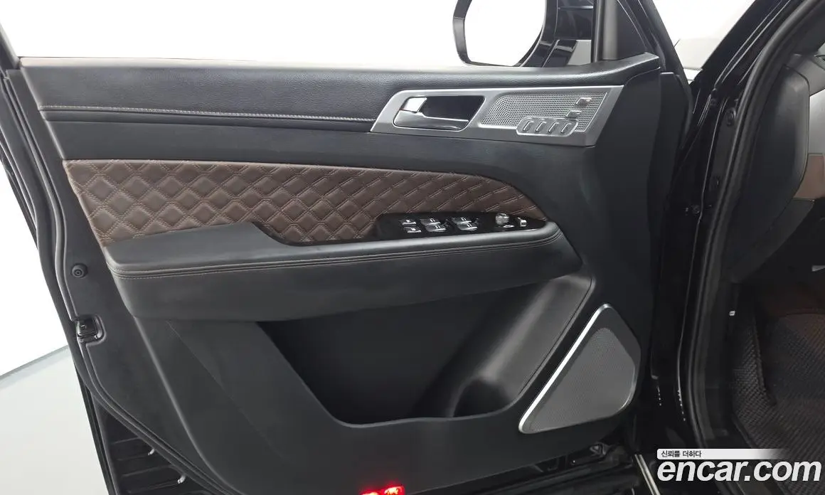 SsangYong Rexton 2021 2.2 автомат (гидро), фото 14