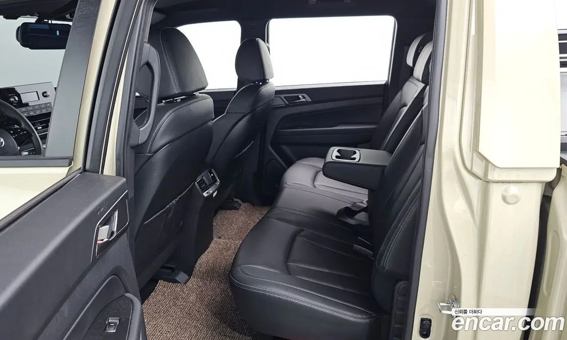 SsangYong Rexton 2025 2.2 автомат (гидро), фото 16 SsangYong Rexton 2025 2.2 автомат (гидро), фото 16