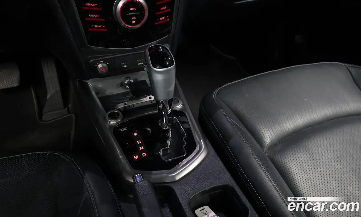SsangYong TIBOLI 2015 1.6 автомат (гидро), фото 12 SsangYong TIBOLI 2015 1.6 автомат (гидро), фото 12