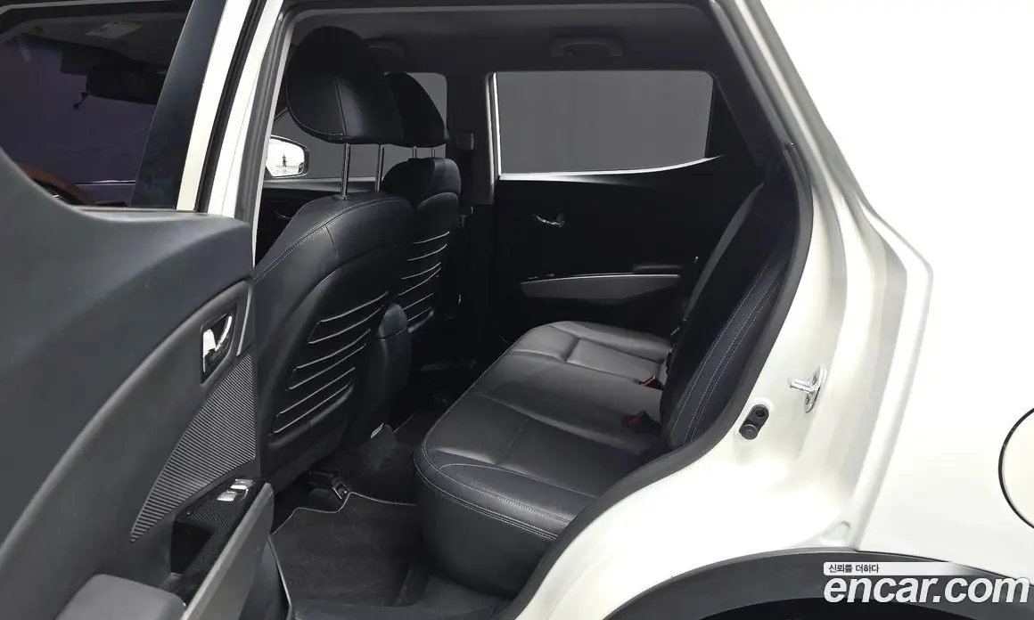 SsangYong TIBOLI 2015 1.6 автомат (гидро), фото 16 SsangYong TIBOLI 2015 1.6 автомат (гидро), фото 16