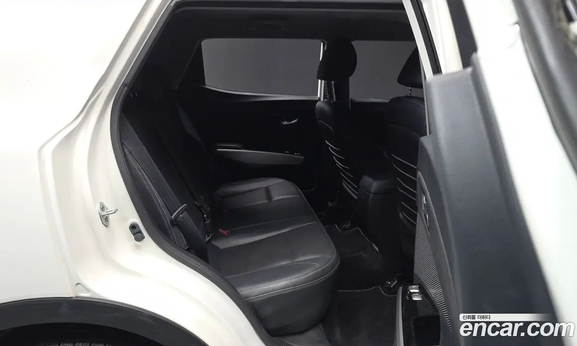 SsangYong TIBOLI 2015 1.6 автомат (гидро), фото 18 SsangYong TIBOLI 2015 1.6 автомат (гидро), фото 18