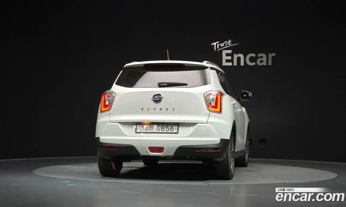 SsangYong TIBOLI 2015 1.6 автомат (гидро), фото 4 SsangYong TIBOLI 2015 1.6 автомат (гидро), фото 4