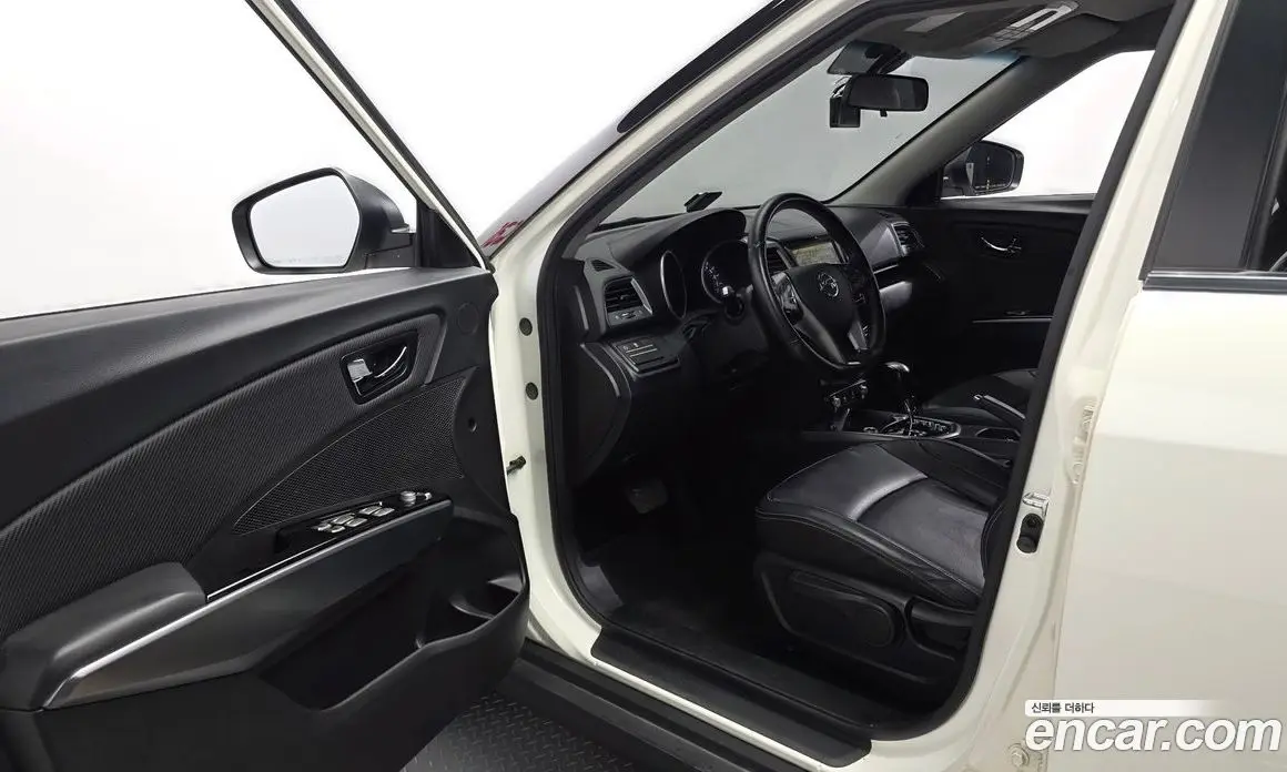 SsangYong TIBOLI 2017 1.6 автомат (гидро), фото 13 SsangYong TIBOLI 2017 1.6 автомат (гидро), фото 13