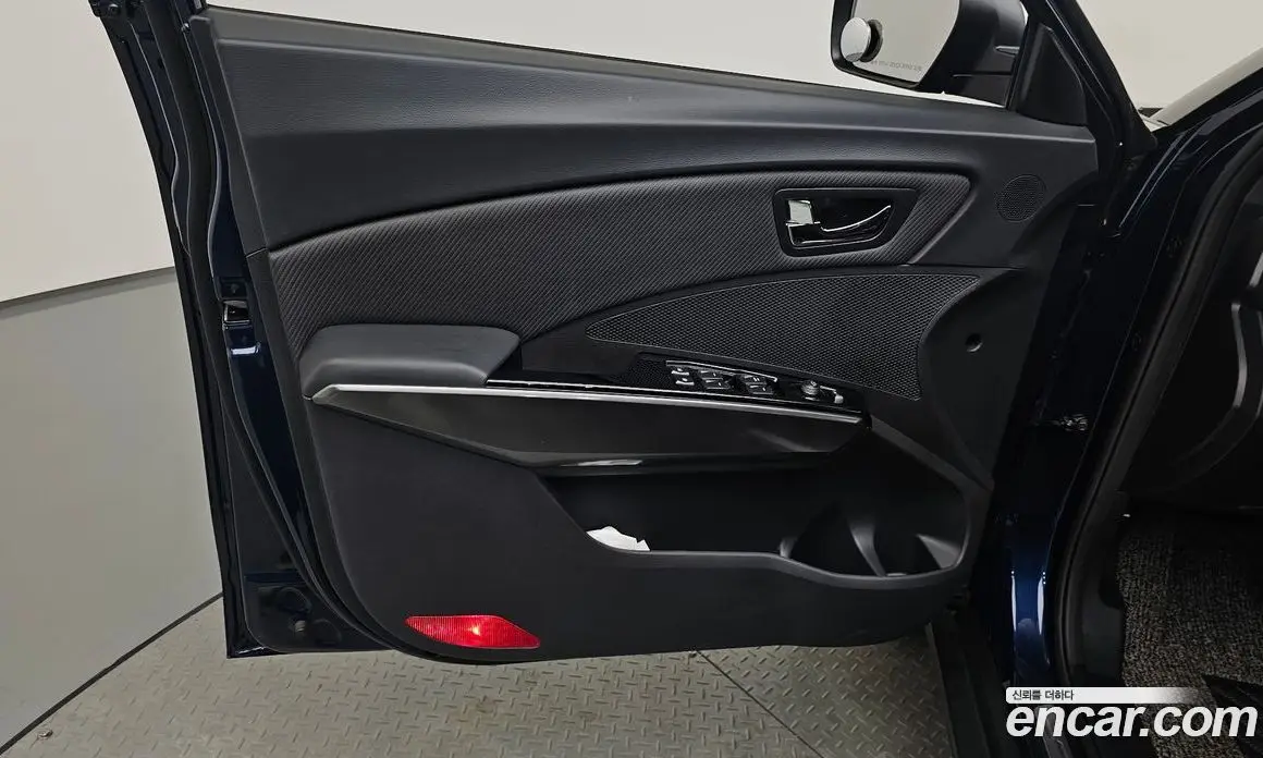SsangYong TIBOLI 2019 1.5 автомат (гидро), фото 14 SsangYong TIBOLI 2019 1.5 автомат (гидро), фото 14