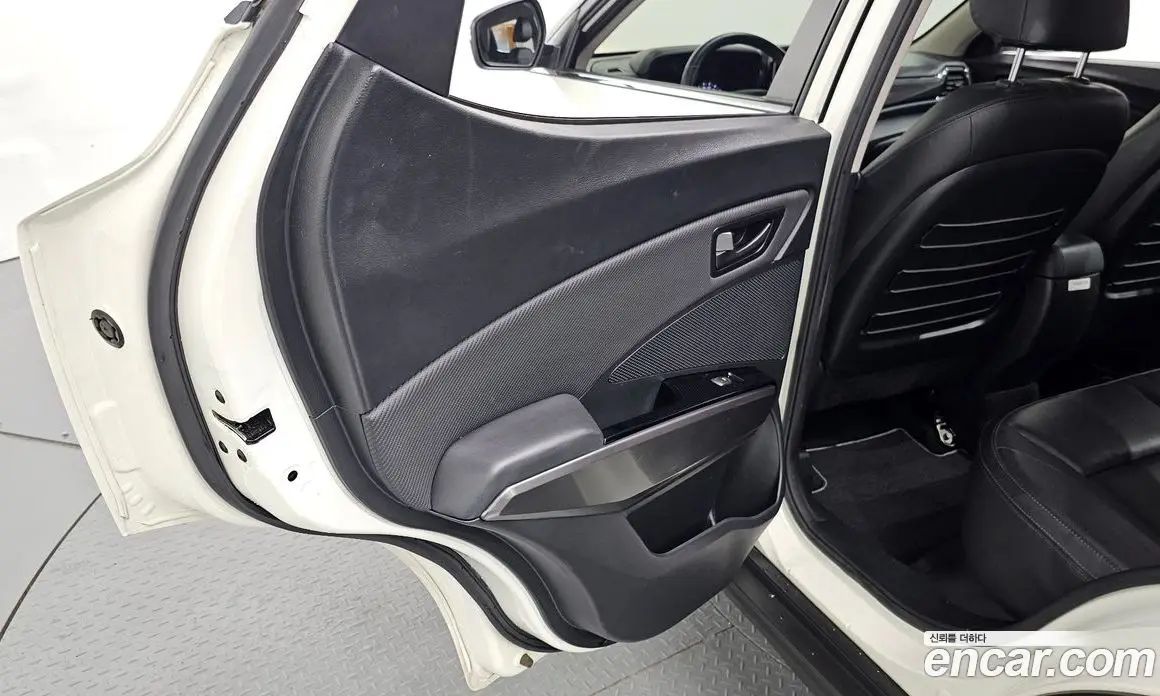 SsangYong TIBOLI 2020 1.5 автомат (гидро), фото 15