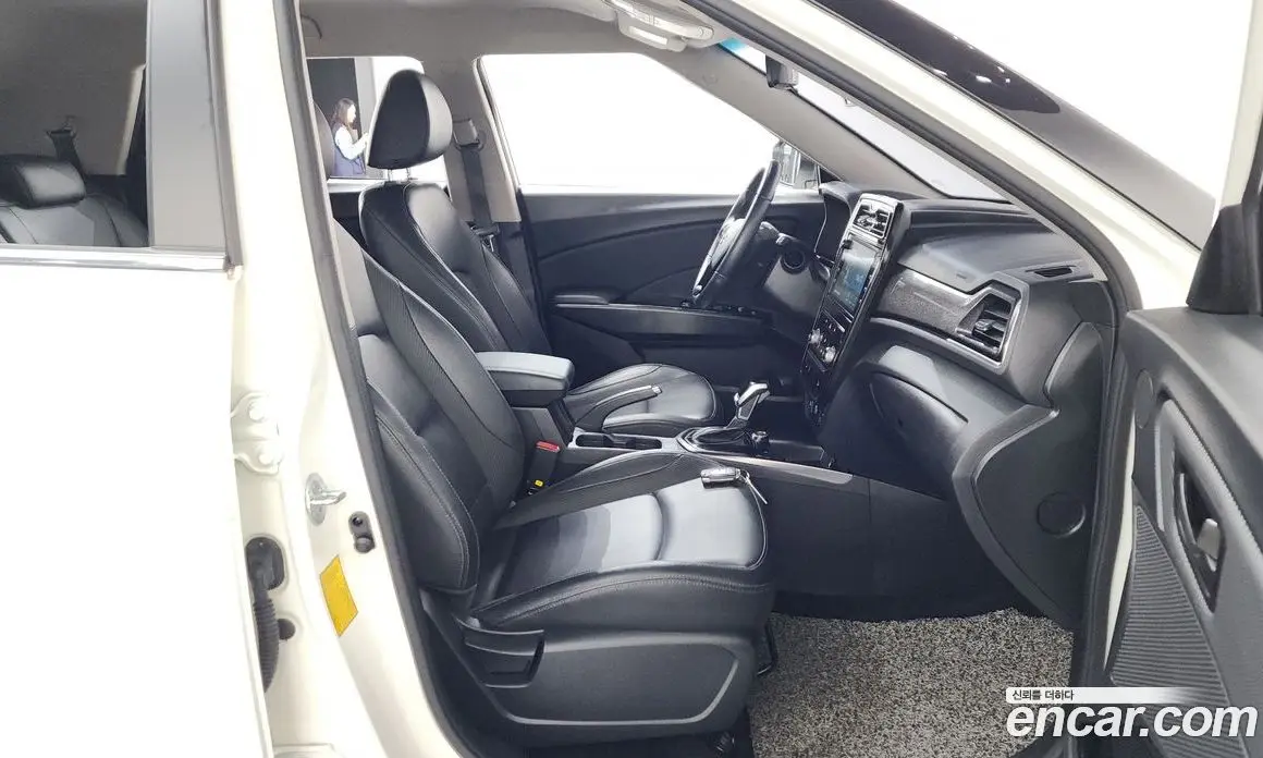 SsangYong TIBOLI 2020 1.5 автомат (гидро), фото 16