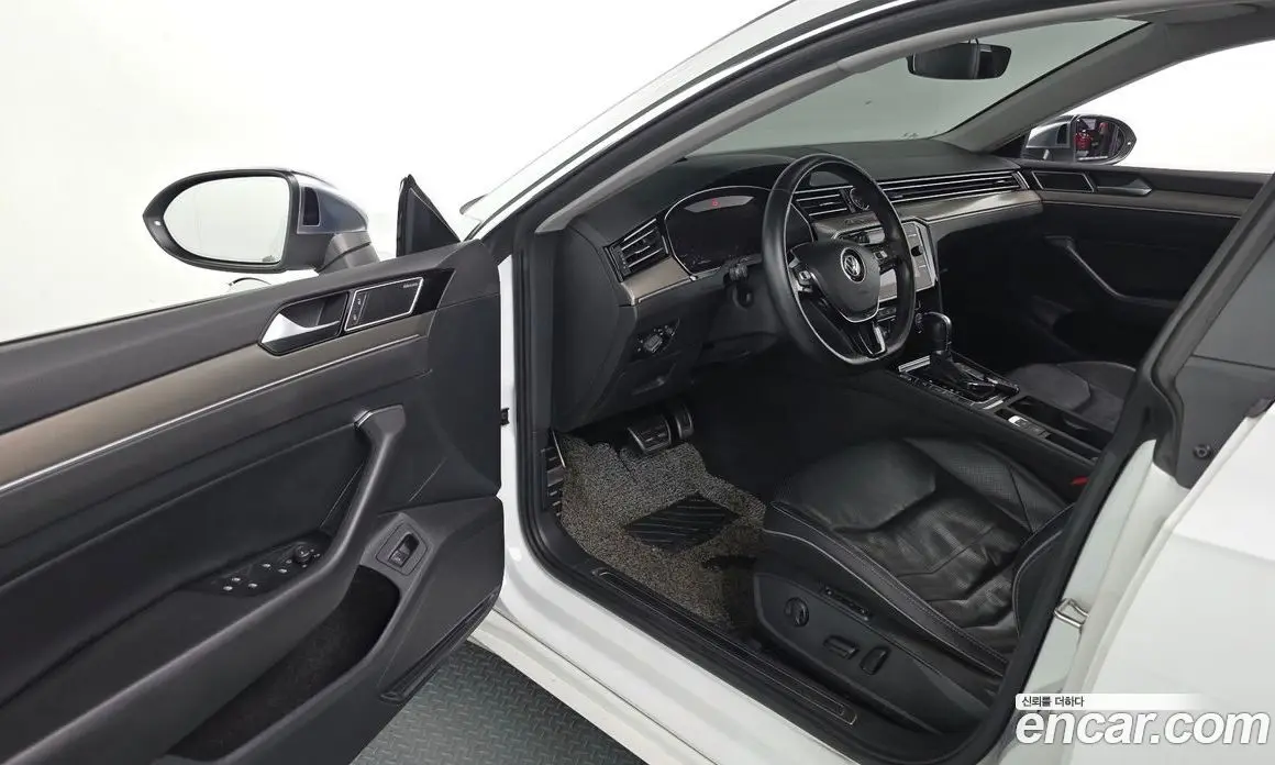 Volkswagen Arteon 2019 2.0 автомат (гидро), фото 13 Volkswagen Arteon 2019 2.0 автомат (гидро), фото 13