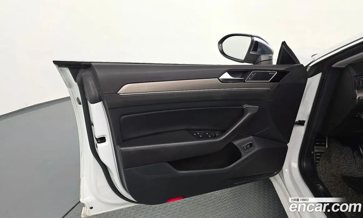 Volkswagen Arteon 2019 2.0 автомат (гидро), фото 14 Volkswagen Arteon 2019 2.0 автомат (гидро), фото 14