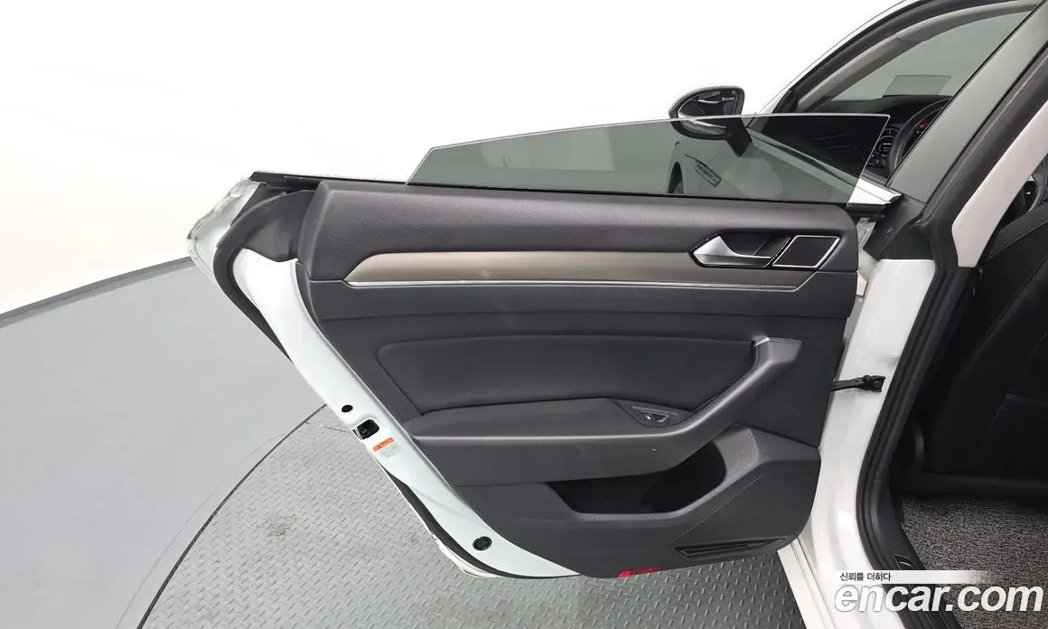 Volkswagen Arteon 2019 2.0 автомат (гидро), фото 15 Volkswagen Arteon 2019 2.0 автомат (гидро), фото 15