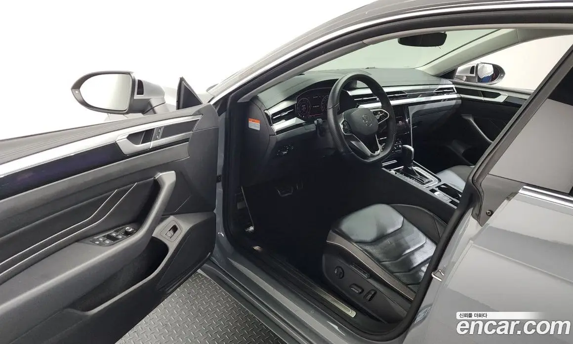 Volkswagen Arteon 2023 2.0 автомат (гидро), фото 13 Volkswagen Arteon 2023 2.0 автомат (гидро), фото 13
