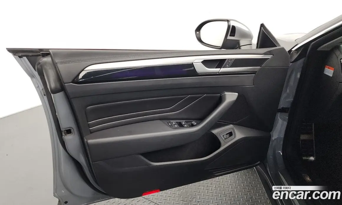 Volkswagen Arteon 2023 2.0 автомат (гидро), фото 14 Volkswagen Arteon 2023 2.0 автомат (гидро), фото 14