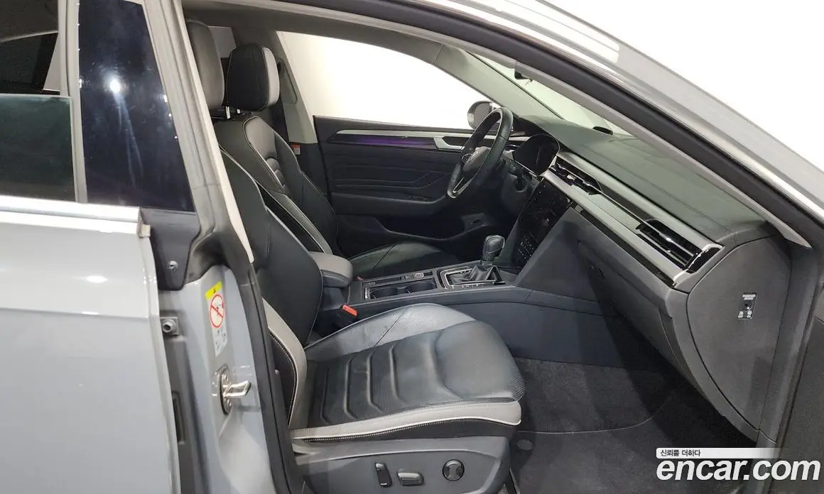 Volkswagen Arteon 2023 2.0 автомат (гидро), фото 16 Volkswagen Arteon 2023 2.0 автомат (гидро), фото 16